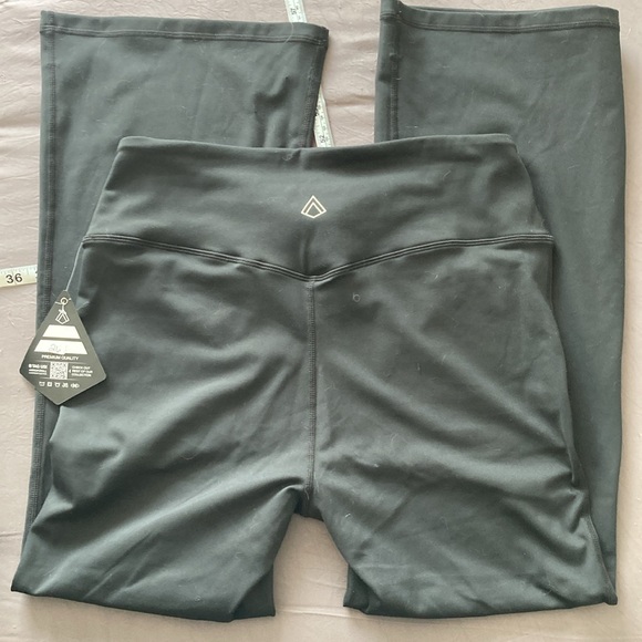 Arro athletics bootcut leggings - Picture 6 of 10